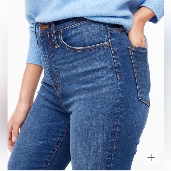J. Crew Petite curvy 10" high-rise skinny jean in signature stretch - Picture 2 of 5